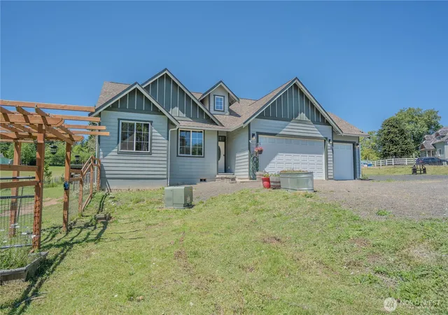 Photo 2 of Single family home for sale at 116 Gershick Rd, Silver Creek, WA 98585 | MLS# NWM2538152 | Listing updated on 2026-09-22
