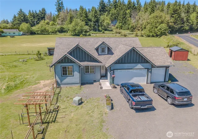 Photo 4 of Single family home for sale at 116 Gershick Rd, Silver Creek, WA 98585 | MLS# NWM2538152 | Listing updated on 2026-09-22