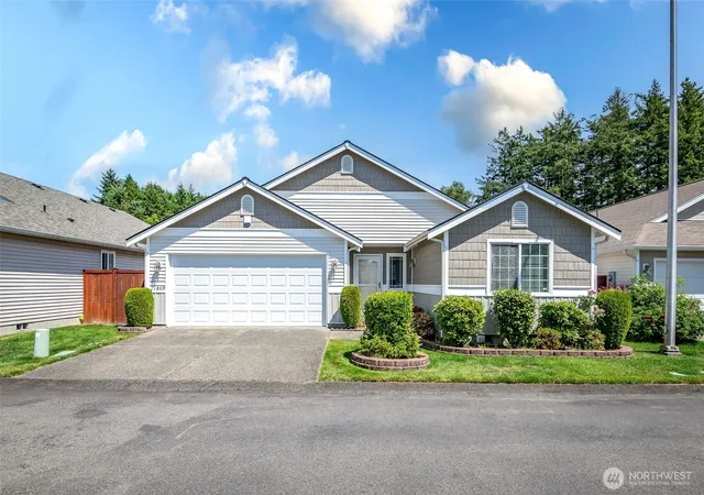 Condo for sale at 11809 5th Avenue Ct E, Tacoma, WA 98445 | MLS# NWM2538158