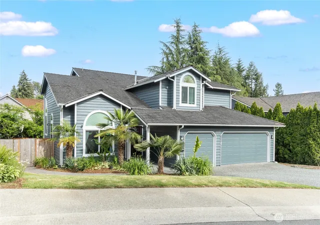 Photo 3 of Single family home for sale at 10927 Ne 157th Street, Bothell, WA 98011 | MLS# NWM2538171 | Listing updated on 2026-09-30