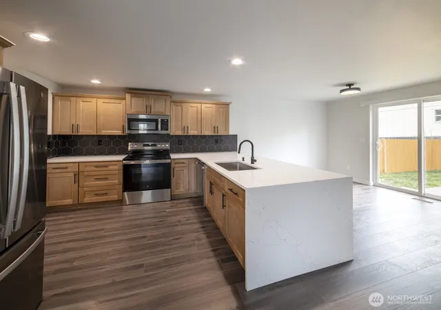 Photo 3 of Single family home for sale at 520 N Laventure Rd, Mount Vernon, WA 98273 | MLS# NWM2538272 | Listing updated on 2026-09-23