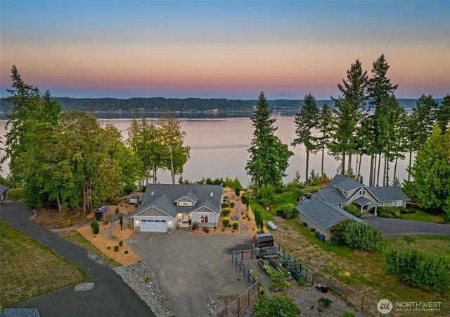 Photo 3 of Single family home for sale at 211 E Vineyard Crst Rd, Grapeview, WA 98546 | MLS# NWM2538299 | Listing updated on 2026-09-30
