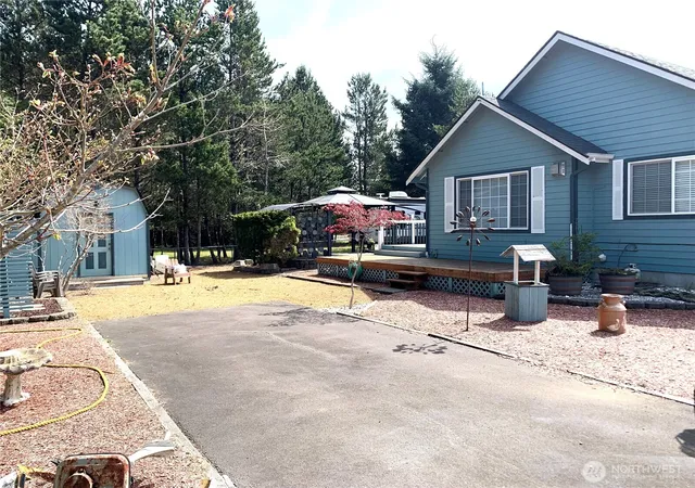 Photo 4 of Sale Pending at 419 Lake W Loop NE, Ocean Shores, WA 98569 | MLS# NWM2538335 | Listing updated on 2026-09-26