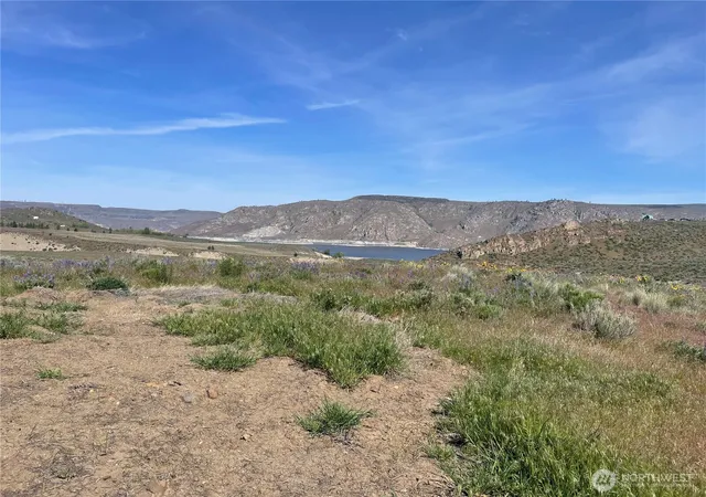 Photo 2 of Land for sale at 4 Xxx Hwy 174, Grand Coulee, WA 99133 | MLS# NWM2538338 | Listing updated on 2026-09-22