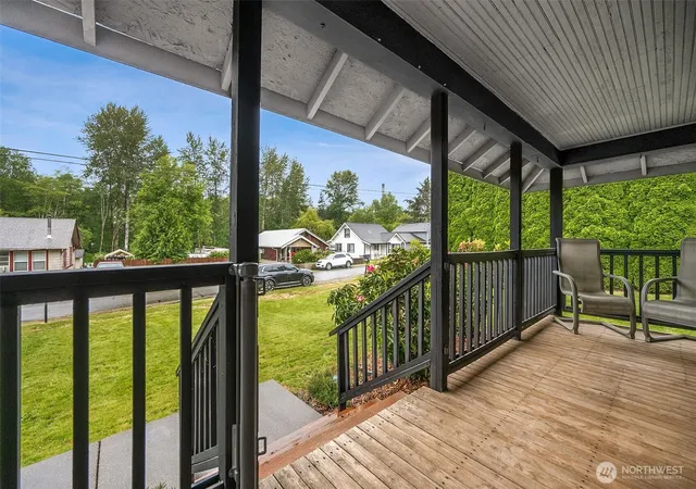 Photo 2 of Single family home for sale at 220 E Beck St, Mc Cleary, WA 98557 | MLS# NWM2538352 | Listing updated on 2026-09-27