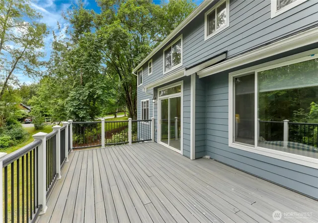 Photo 3 of Single family home for sale at 27630 Ne Quail Crk Dr, Redmond, WA 98053 | MLS# NWM2538364 | Listing updated on 2026-09-20