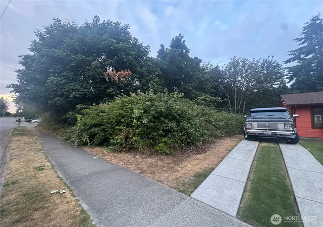 Photo 2 of Land for sale at 24410 24th Avenue S, Des Moines, WA 98198 | MLS# NWM2538427 | Listing updated on 2026-09-22