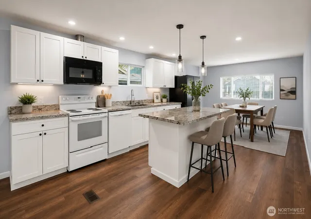 Photo 2 of Manufactured home for sale at 8516 32nd Court S #103, Lakewood, WA 98499 | MLS# NWM2538433 | Listing updated on 2026-09-22