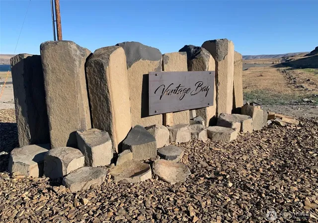 Photo 1 of Land for sale at 41 Basin Pointe Loop #98950, Vantage, WA 98926 | MLS# NWM2538484 | Listing updated on 2026-09-22