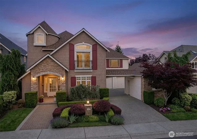 Photo 1 of Single family home for sale at 323 240th Place Se, Sammamish, WA 98074 | MLS# NWM2538510 | Listing updated on 2026-10-01