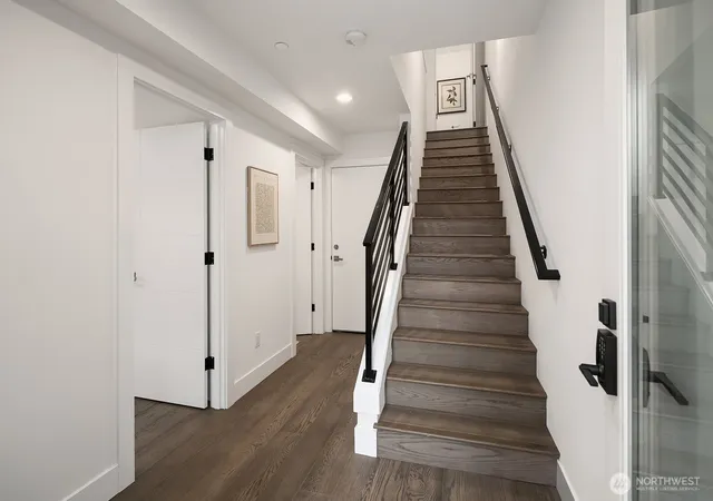 Photo 3 of Townhouse for sale at 7721 Ne 175th Street #103, Kenmore, WA 98028 | MLS# NWM2538540 | Listing updated on 2026-10-02