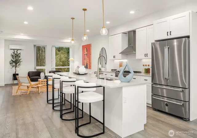 Photo 4 of Townhouse for sale at 7721 NE 175th Street #103, Kenmore, WA 98028 | MLS# NWM2538540 | Listing updated on 2026-10-02