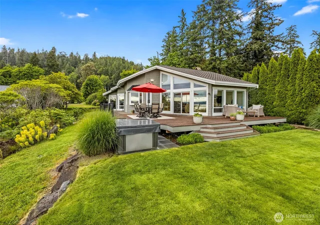 Photo 4 of Single family home for sale at 6591 NE N Shore Rd, Belfair, WA 98528 | MLS# NWM2538556 | Listing updated on 2026-09-22