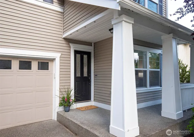 Photo 2 of Single family home for sale at 7114 Allman Ave Se, Snoqualmie, WA 98065 | MLS# NWM2538582 | Listing updated on 2026-10-02