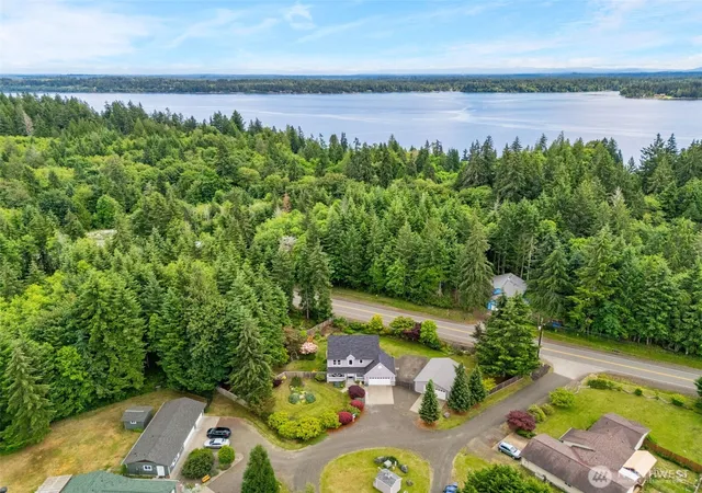 Photo 3 of Sale Pending at 60 SE His Way, Shelton, WA 98584 | MLS# NWM2538593 | Listing updated on 2026-08-09