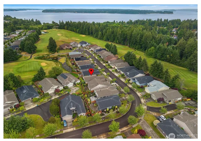 Photo 3 of Single family home for sale at 8618 Anderson Ct Ne, Lacey, WA 98516 | MLS# NWM2538599 | Listing updated on 2026-09-22
