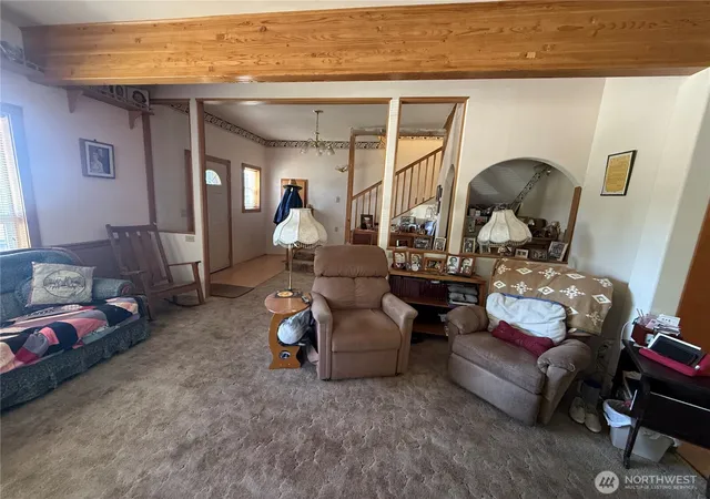 Photo 4 of Single family home for sale at 305 S Roosevelt St, Walla Walla, WA 99362 | MLS# NWM2538621 | Listing updated on 2026-09-22