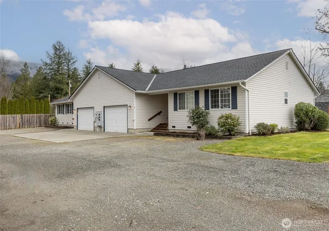 Photo 1 of Townhouse for sale at 105 May Crk Rd #A, Gold Bar, WA 98251 | MLS# NWM2538662 | Listing updated on 2026-09-25