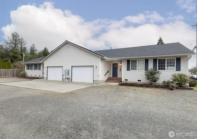 Photo 2 of Townhouse for sale at 105 May Crk Rd #A, Gold Bar, WA 98251 | MLS# NWM2538662 | Listing updated on 2026-09-25