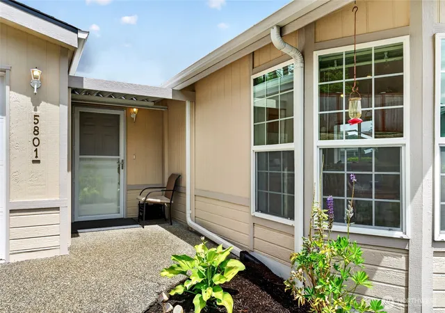 Photo 2 of Manufactured home for sale at 5801 89th Street Ct E #5, Puyallup, WA 98371 | MLS# NWM2538673 | Listing updated on 2026-09-30