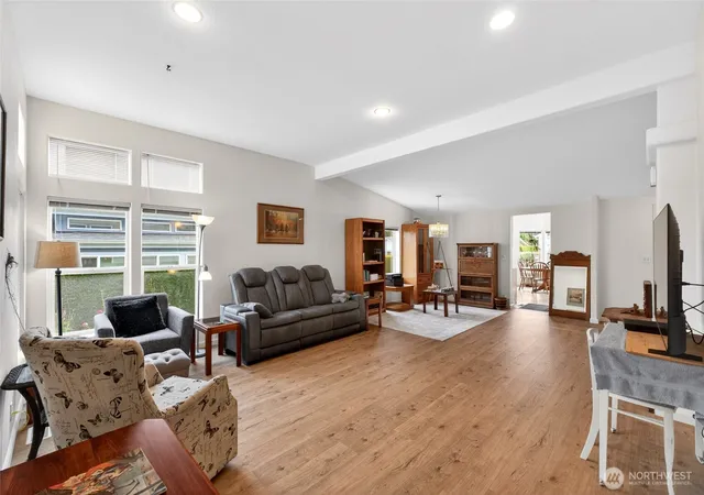 Photo 4 of Manufactured home for sale at 5801 89th Street Ct E #5, Puyallup, WA 98371 | MLS# NWM2538673 | Listing updated on 2026-09-30