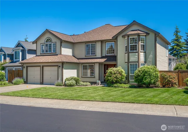Photo 2 of Single family home for sale at 34656 10th Place Sw, Federal Way, WA 98023 | MLS# NWM2538686 | Listing updated on 2026-09-30