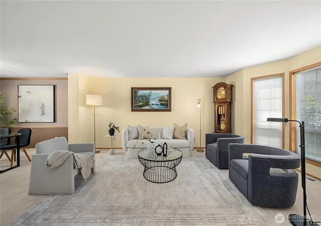 Photo 4 of Single family home for sale at 34656 10th Place SW, Federal Way, WA 98023 | MLS# NWM2538686 | Listing updated on 2026-09-30