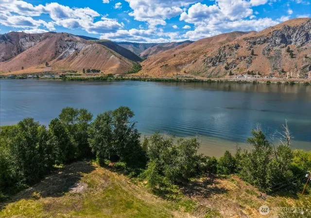 Photo 4 of Land for sale at 0 Lot 2 Silvest Rd, Orondo, WA 98843 | MLS# NWM2538699 | Listing updated on 2026-09-22
