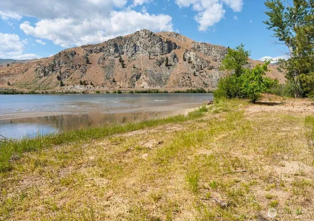 Photo 2 of Land for sale at 0 Lot 4 Silvest Rd, Orondo, WA 98843 | MLS# NWM2538714 | Listing updated on 2026-09-28