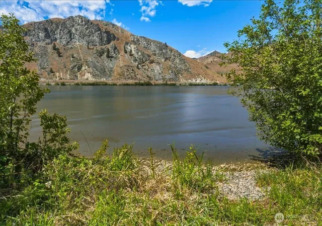 Photo 4 of Land for sale at 0 Lot 4 Silvest Rd, Orondo, WA 98843 | MLS# NWM2538714 | Listing updated on 2026-09-28