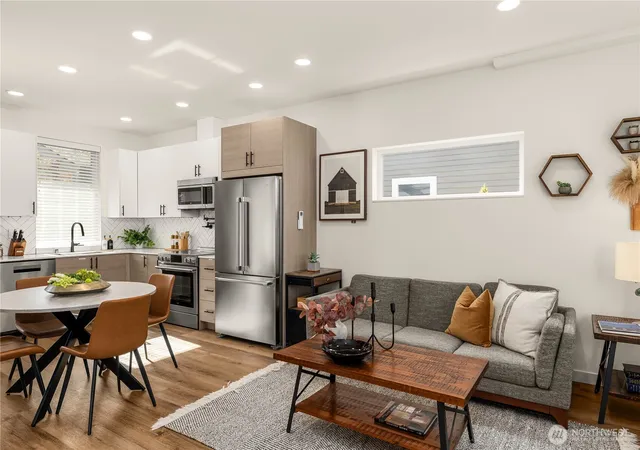 Photo 3 of Townhouse for sale at 1407 N 103rd Street, Seattle, WA 98133 | MLS# NWM2538753 | Listing updated on 2026-09-22