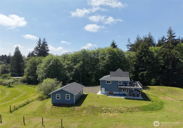 Photo 1 of Single family home for sale at 1518 Ocean Beach Rd, Hoquiam, WA 98550 | MLS# NWM2538756 | Listing updated on 2026-09-22