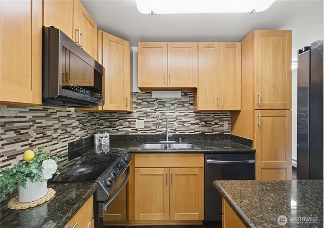 Photo 4 of Condo for sale at 13558 37th Avenue S #21, Tukwila, WA 98168 | MLS# NWM2538771 | Listing updated on 2026-09-22