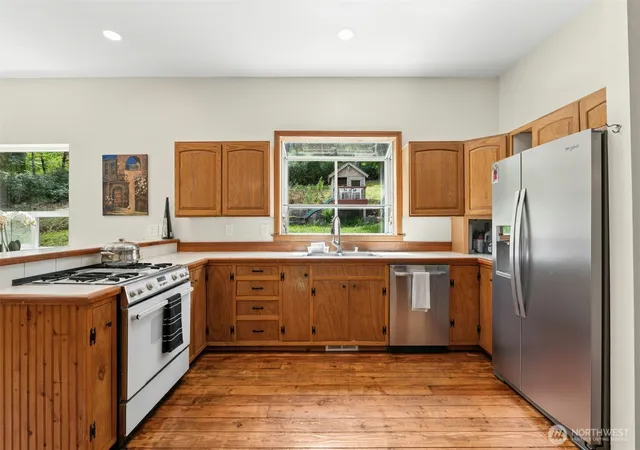 Photo 4 of Single family home for sale at 10025 333rd Avenue SE, Sultan, WA 98294 | MLS# NWM2538808 | Listing updated on 2026-09-22