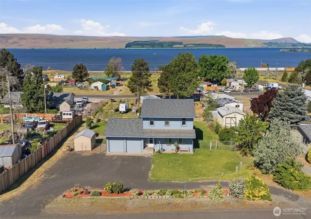Photo 1 of Single family home for sale at 335 Ross Way, Wallula, WA 99363 | MLS# NWM2538931 | Listing updated on 2026-09-22