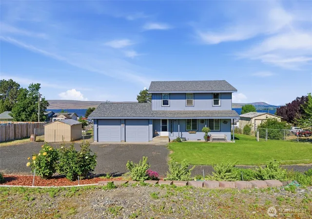Photo 3 of Single family home for sale at 335 Ross Way, Wallula, WA 99363 | MLS# NWM2538931 | Listing updated on 2026-09-22