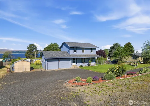 Photo 4 of Single family home for sale at 335 Ross Way, Wallula, WA 99363 | MLS# NWM2538931 | Listing updated on 2026-09-22