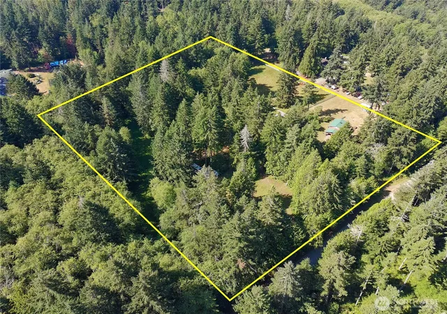 Photo 2 of Single family home for sale at 2606 128 Street Nw, Gig Harbor, WA 98332 | MLS# NWM2538945 | Listing updated on 2026-09-22