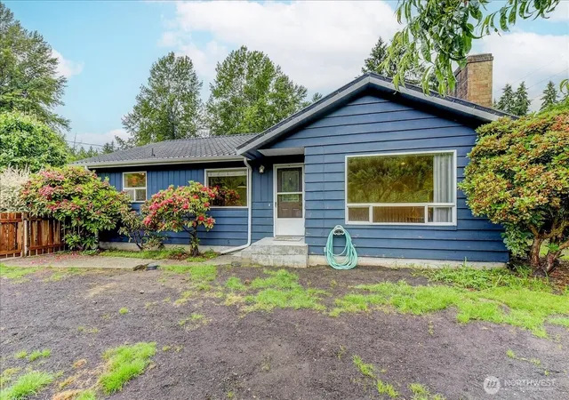 Photo 2 of Single family home for sale at 18115 185th Avenue Ne, Woodinville, WA 98072 | MLS# NWM2538951 | Listing updated on 2026-09-22