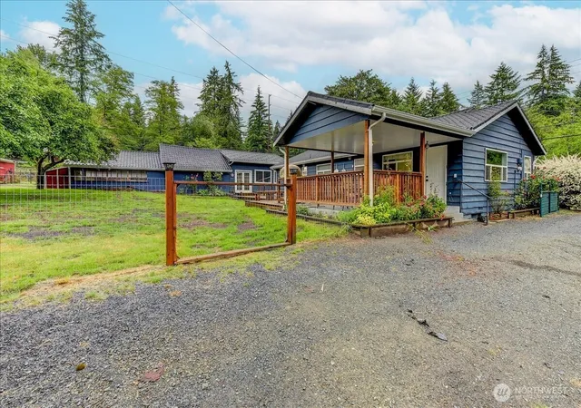 Photo 4 of House for sale at 18115 185th Avenue NE, Woodinville, WA 98072 | MLS# NWM2538951 | Listing updated on 2026-09-22