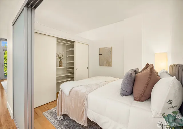 Photo 3 of Condo for sale at 2911 2nd Avenue #616, Seattle, WA 98121 | MLS# NWM2538961 | Listing updated on 2026-09-22