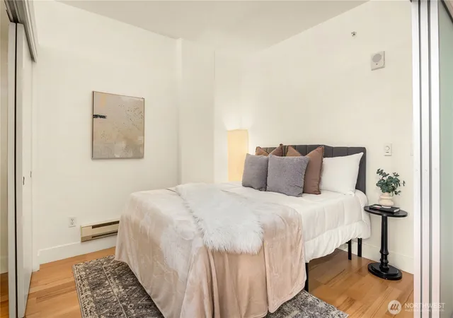 Photo 4 of Condo for sale at 2911 2nd Avenue #616, Seattle, WA 98121 | MLS# NWM2538961 | Listing updated on 2026-09-22
