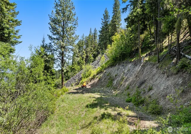 Photo 3 of Land for sale at 1208 Rodeo Rd, Cle Elum, WA 98922 | MLS# NWM2538967 | Listing updated on 2026-09-22