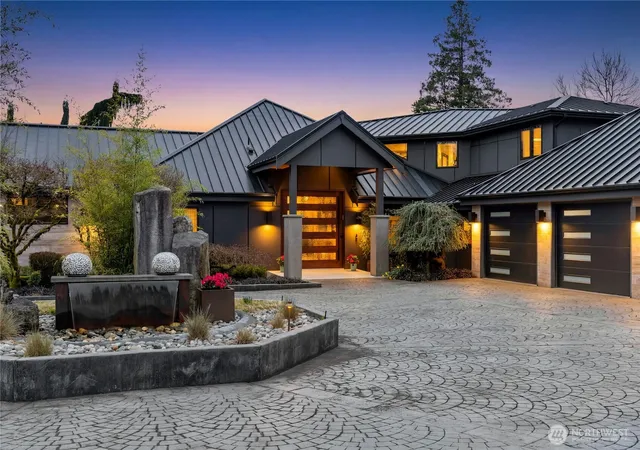 Photo 4 of Single family home for sale at 70 Cascade Ky, Bellevue, WA 98006 | MLS# NWM2538974 | Listing updated on 2026-09-22