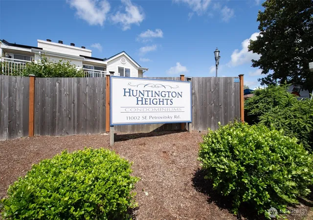 Photo 4 of Condo for sale at 11002 SE Petrovitsky Rd #G304, Renton, WA 98055 | MLS# NWM2539008 | Listing updated on 2026-09-22