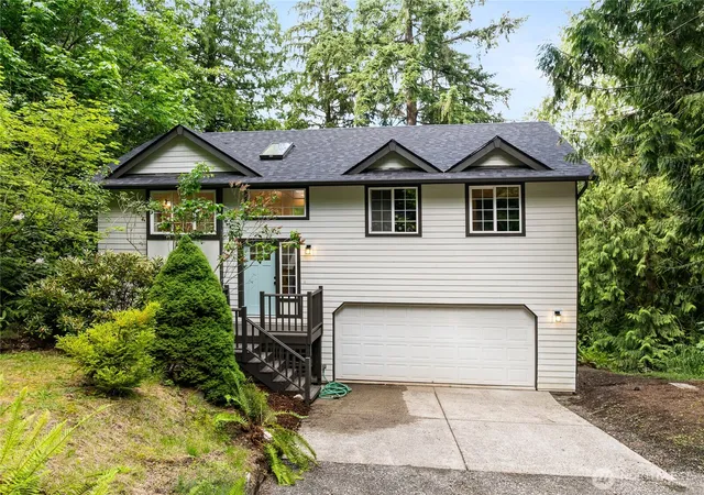 Photo 2 of Sale Pending at 7 B Plum Ln, Bellingham, WA 98229 | MLS# NWM2539024 | Listing updated on 2026-08-10