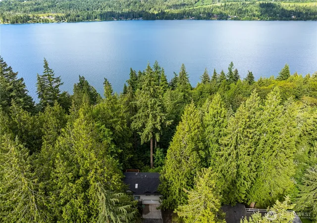 Photo 4 of Sale Pending at 7 B Plum Ln, Bellingham, WA 98229 | MLS# NWM2539024 | Listing updated on 2026-08-10