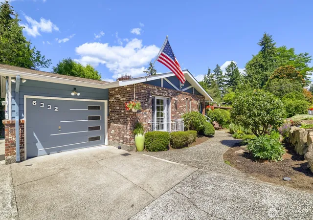 Photo 3 of Single family home for sale at 6332 Ne 196th Street, Kenmore, WA 98028 | MLS# NWM2539052 | Listing updated on 2026-10-01