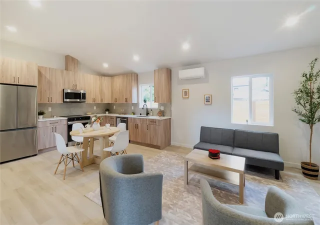 Photo 4 of Single family home for sale at 12531 25th Avenue NE #A, Seattle, WA 98125 | MLS# NWM2539061 | Listing updated on 2026-09-22