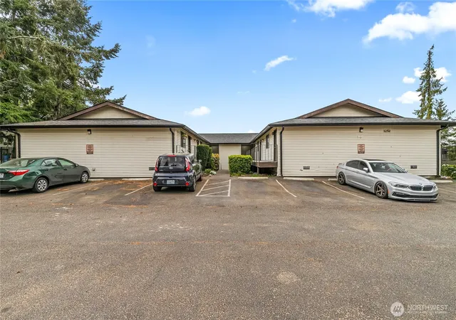 Photo 3 of Multi family home for sale at 1252 Nevada St, Bellingham, WA 98229 | MLS# NWM2539063 | Listing updated on 2026-09-22